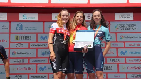 Podio-sub23-campeona