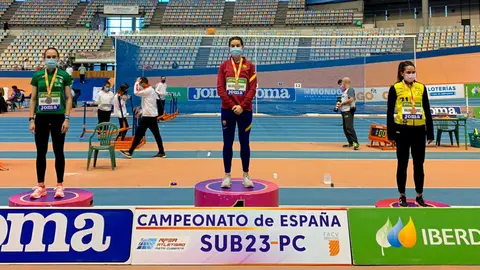 Podio-200-metros-e1613259688535