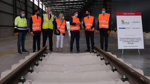 202109014+PRESIDENTE+VISITA+KRONOSPAN-09