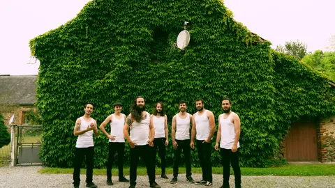 1 La Maravillosa Orquesta del Alcohol - La M.O.D.A. - por Sharon López
