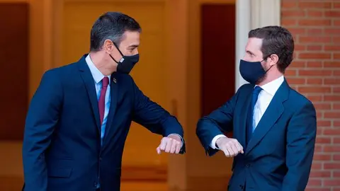 `Pedro Sanchez y Pablo Casado
