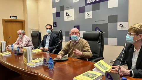 Presentación libro Magaña 