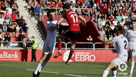 Marques-cabecea-a-gol