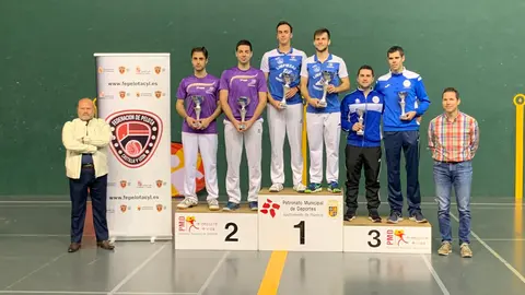 PODIUM (1)
