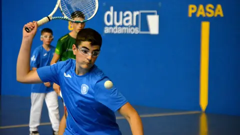 FRONTENIS INFANTIL MASCULINO DOS