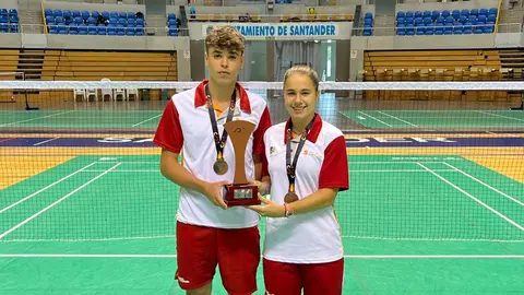 JAVIER BARRIOS Y DANIELA CORCHON