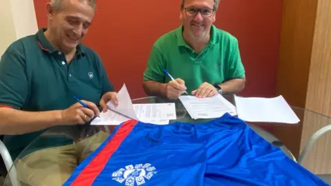 PATROCINIO-PANTALON-METALICAS-LOS-LINAJES-2-773x380