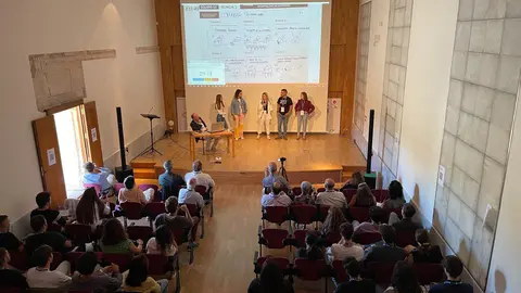 FOTO DE FAMILIA EN SALDAÑUELA