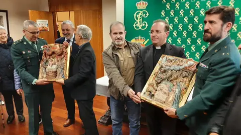 Entrega de los retablos