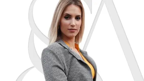 IMAGEN DE MARCA RECORTADA