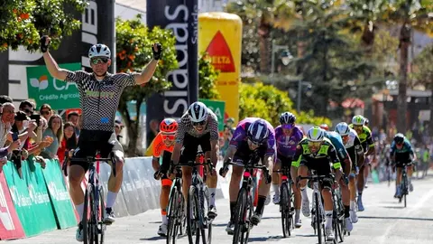 337163549_1238460396762122_5860936566956619768_n