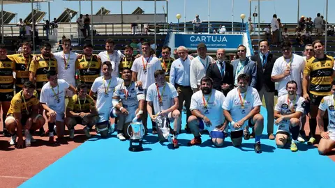 VRAC-y-Burgos-tras-Final-Copa-Volvo-2023-posando-juntos