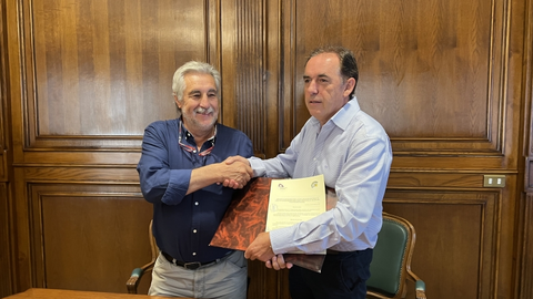 firma_convenio_entre_cd_balonmano_y_diputacion_