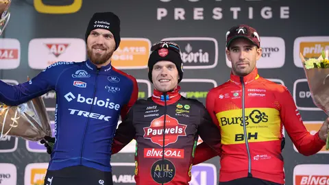 2023-11-11-17-34-53-scaled