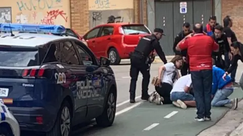 Una de las detenciones en los alrededores del Estadio de Los Pajaritos