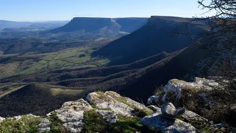 ruta-valle-de-mena-1