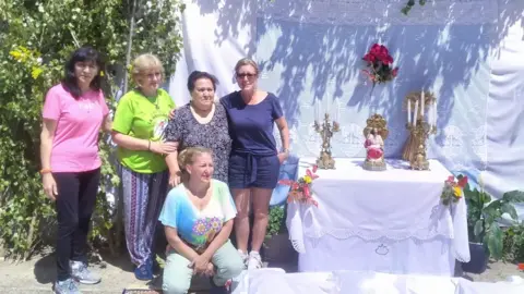 Altar en el barrio de San Pedro