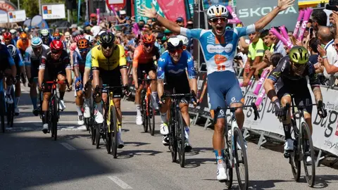 Pavel Bittner se impone al sprint en la llegada a Burgos