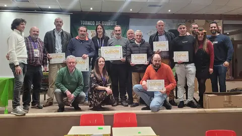 Roberto Martínez Cebrián; COORDINADOR DE DEPORTES
MANCOMUNIDAD ALTA SIERRA DE PINARES