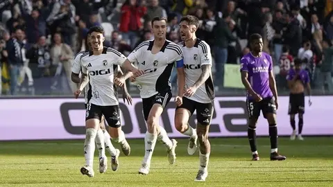 9a4c771d-fb79-4743-baea-04821655c7ad-101