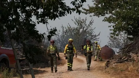 2025-08-13T082747Z_3_LYNXMPEL7C09V_RTROPTP_4_EUROPE-WEATHER-SPAIN-WILDFIRE
