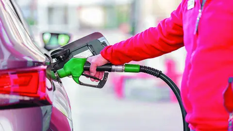 Las medidas buscan reducir y contener el precio del combustible