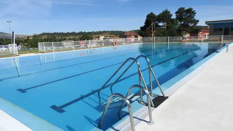 Piscina Salas