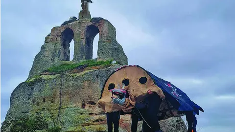 Salida de la Tarasca en Hacinas. Una de las localidades con mejor calidad del cielo