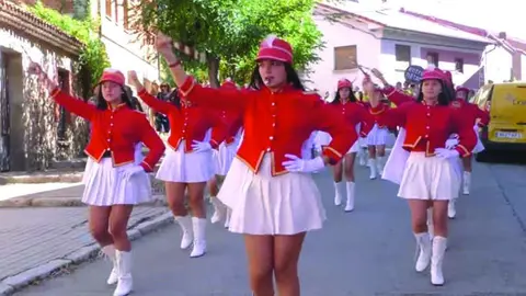 D&iacute;a de Acci&oacute;n de Gracias y desfile de Majorettes en la edici&oacute;n del a&ntilde;o pasado.