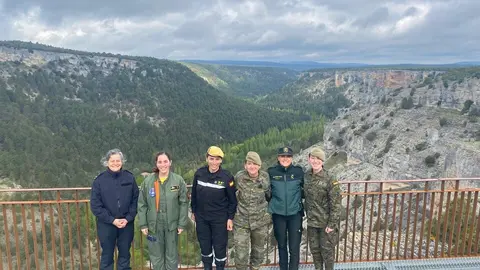 'Mujeres en uniforme' arranca en La Ribera un ciclo de charlas que culmina en el IES Picos de Urbión en Covaleda