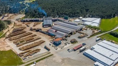 Un operario de Burpellet, intervenido en Burgos tras sufrir un accidente laboral en la fábrica de Doña Santos