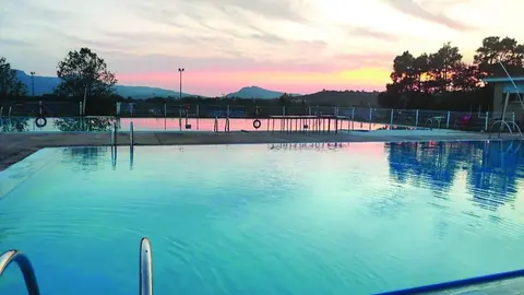 Días de verano de apertura de Piscinas en Pinares