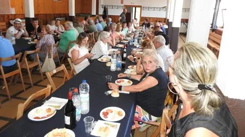 La Asociación Verenzuela de Cabrejas del Pinar reúne a parte de los socios en la primera jornada de convivencia