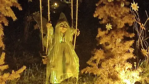 Más de 3.000 personas disfrutan del Bosque  Mágico en San Leonardo en las dos noches iluminadas