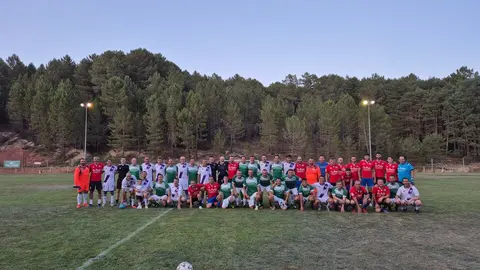El equipo veterano del CD Numancia gana el XVII Torneo de Fútbol Benéfico "Padre Honorio"