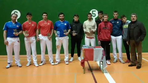 El Club San Cristóbal arranca en Vilviestre del Pinar el XXII Trofeo Pinares 2025 de Pelota a Mano