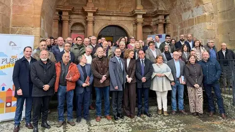 El Consejo de alcaldes aborda temas de vivienda, agua, eficiencia municipal, apoyo a las pymes y el Eclipse 2026 en la provincia de Soria
