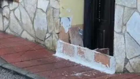 La ausencia de precipitaciones durante la noche ayuda a normalizar la situación en Hontoria del Pinar tras la evacuación de una vecina