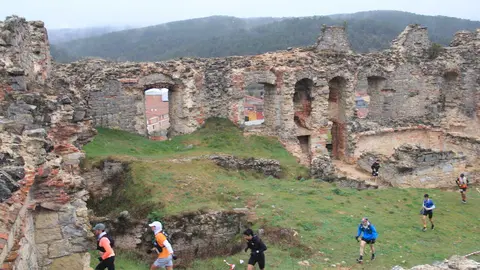 Marta Manso y Fernando Bocigas vencen en el quince aniversario del Arganza Trail - Cañón del Río Lobos