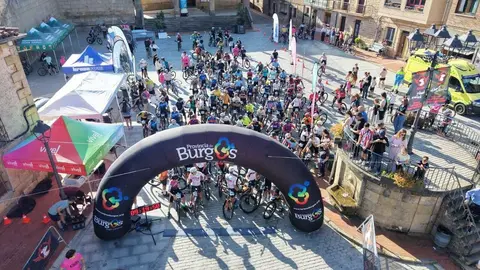 La durolense Celia de Pedro Asenjo y Miguel Ángel Tomé Rodrigo, vencedores de la prueba de 53 km de la  XXVI BTT Comarca Pinares