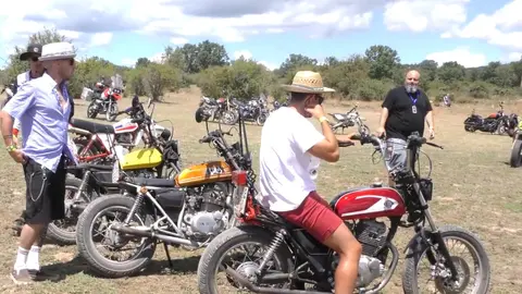 El Motorbeach arranca en Pinares cuatro días de motor, música y espectáculo a orillas de La Cuerda del Pozo