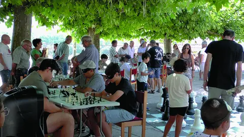 Quintanar de la Sierra celebra la sexta edición de la Semana Blanca