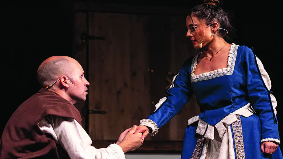 Momento de la representaci&oacute;n de la  'Ilustre Fregona'