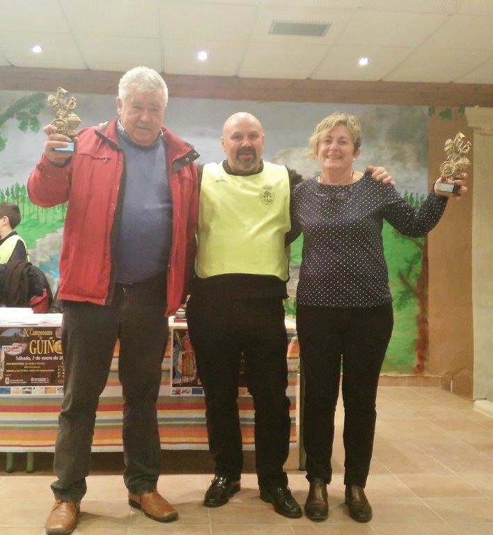 4 CLASIFICADOS