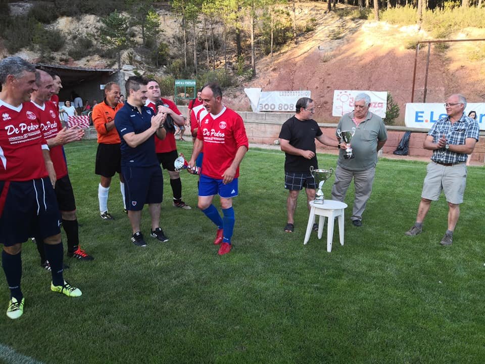 38506617_978259979044956_1720731338077634560_n