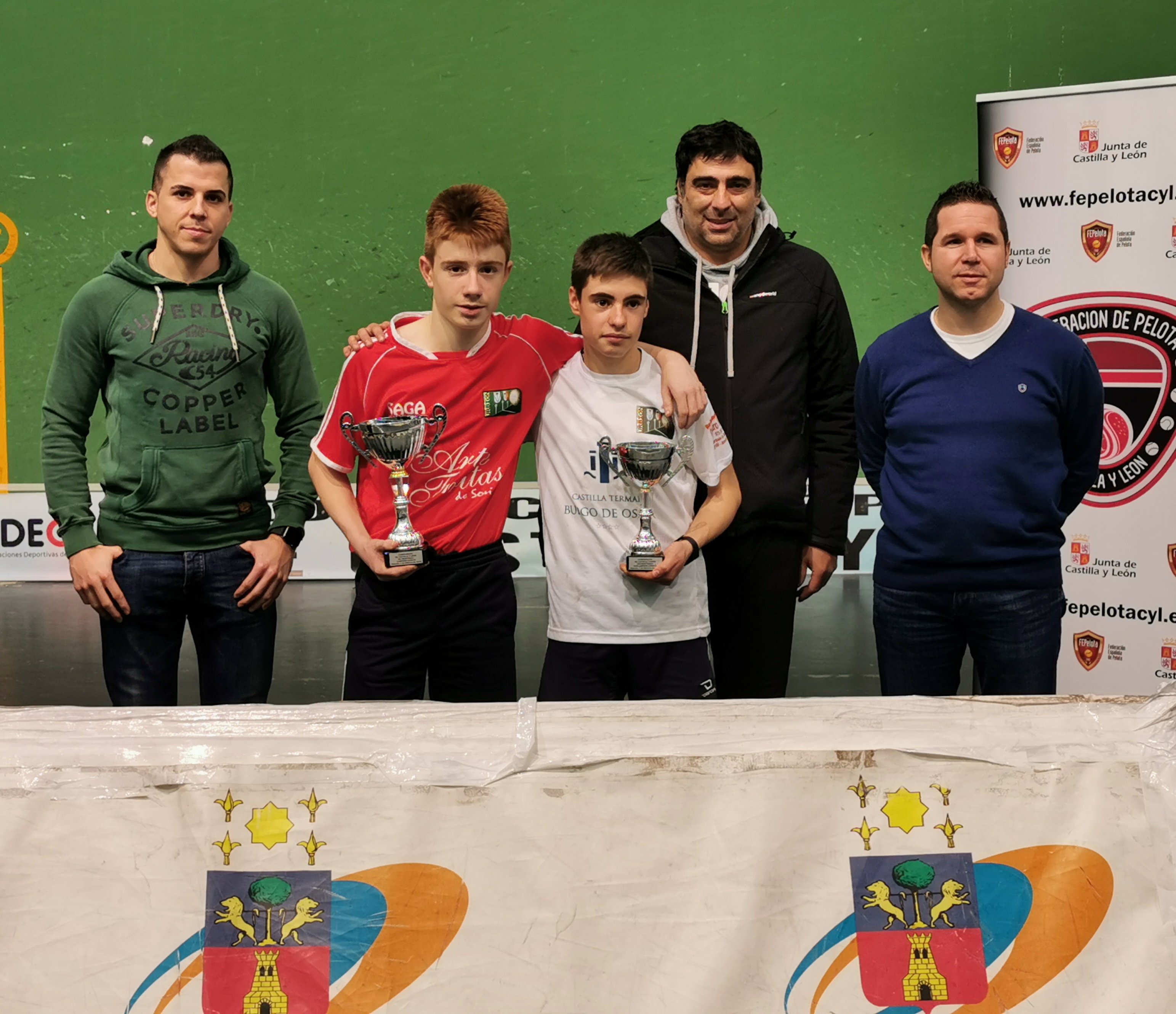 Adrián Cubilla y Gerard Pacheco. Campeón y subcampeón cadetes.