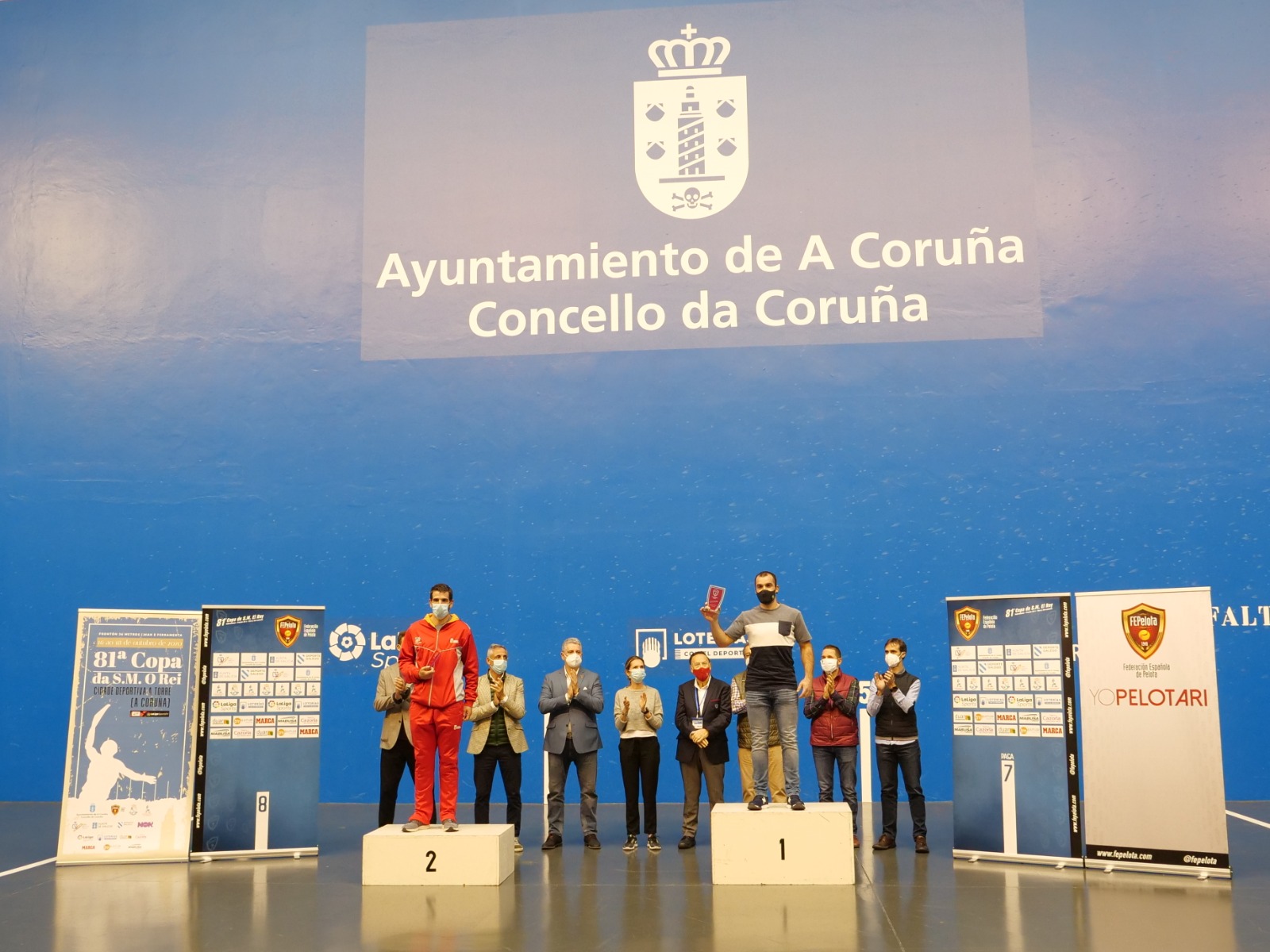 Podium Mano Individual