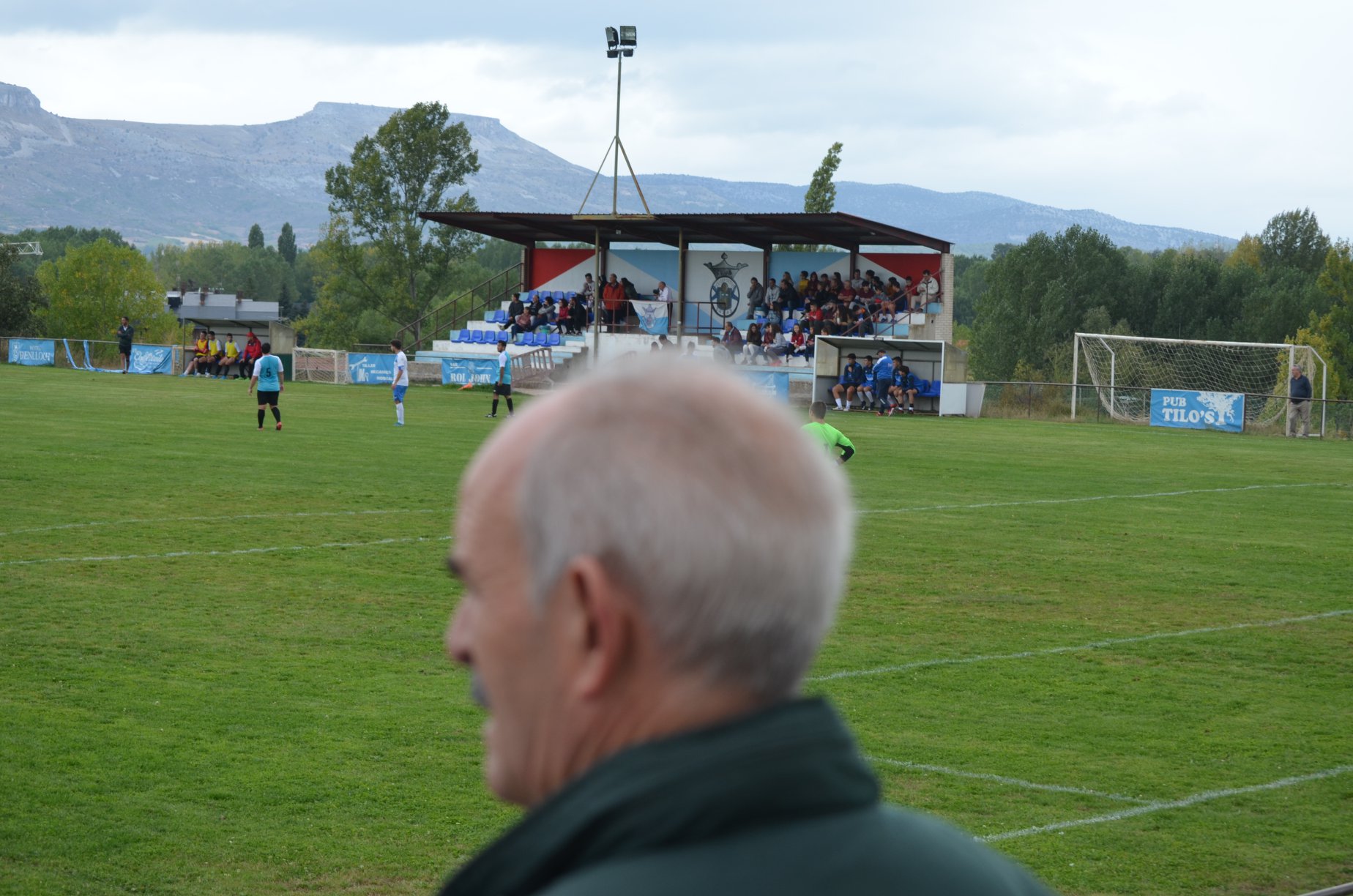 PAPA VIENDO AL SALAS