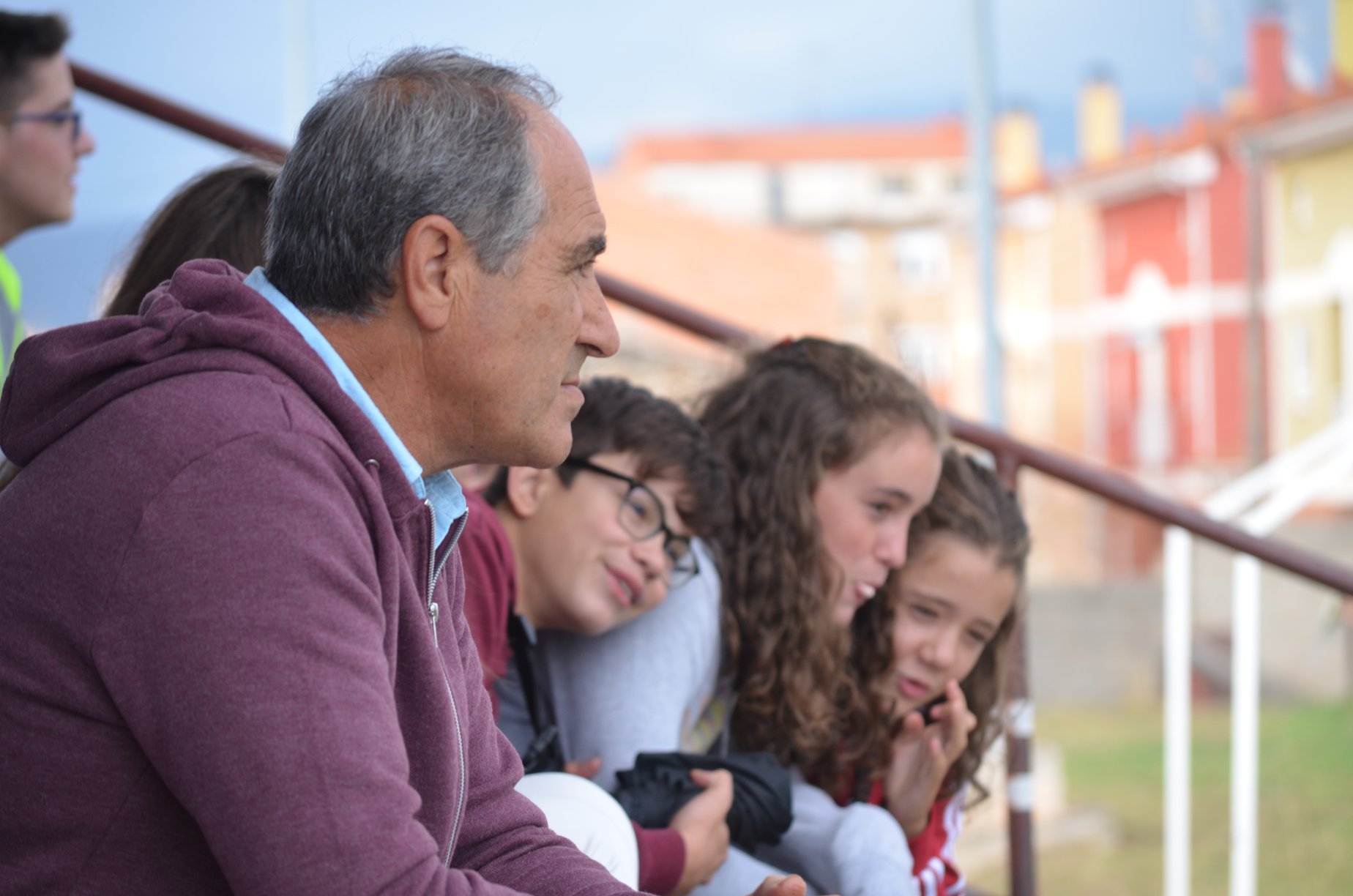 ESPECTADORES EN SAN ISIDRO