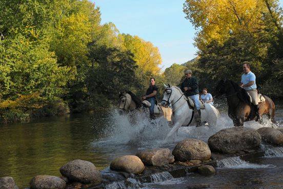 CRUZANDO EL ARLANZA SEGURAMETE